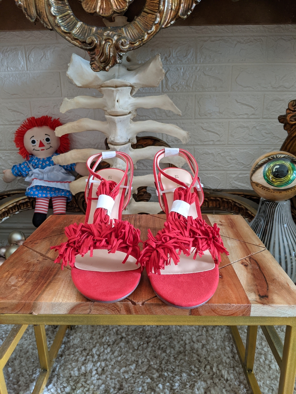 Le Chateau Red Fringe Strap Heeled Sandals Size 8